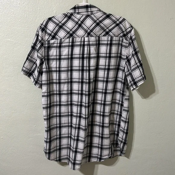 ⭐️Fox Racing Button-UP⭐️ - Picture 3 of 3